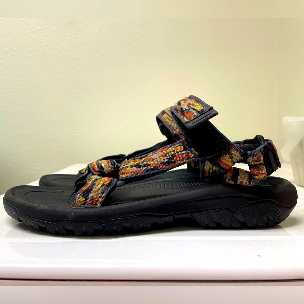 TEVA Mens Hurricane XLT2 Black Orange Sz 10